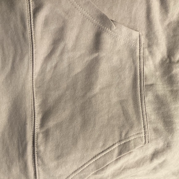 NWT Cabela’s purple hooded sweatershirt/hoodie - Picture 6 of 6